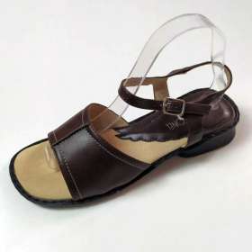 Coconel szandál Barna