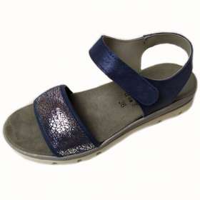 Nöikényelmiszandal